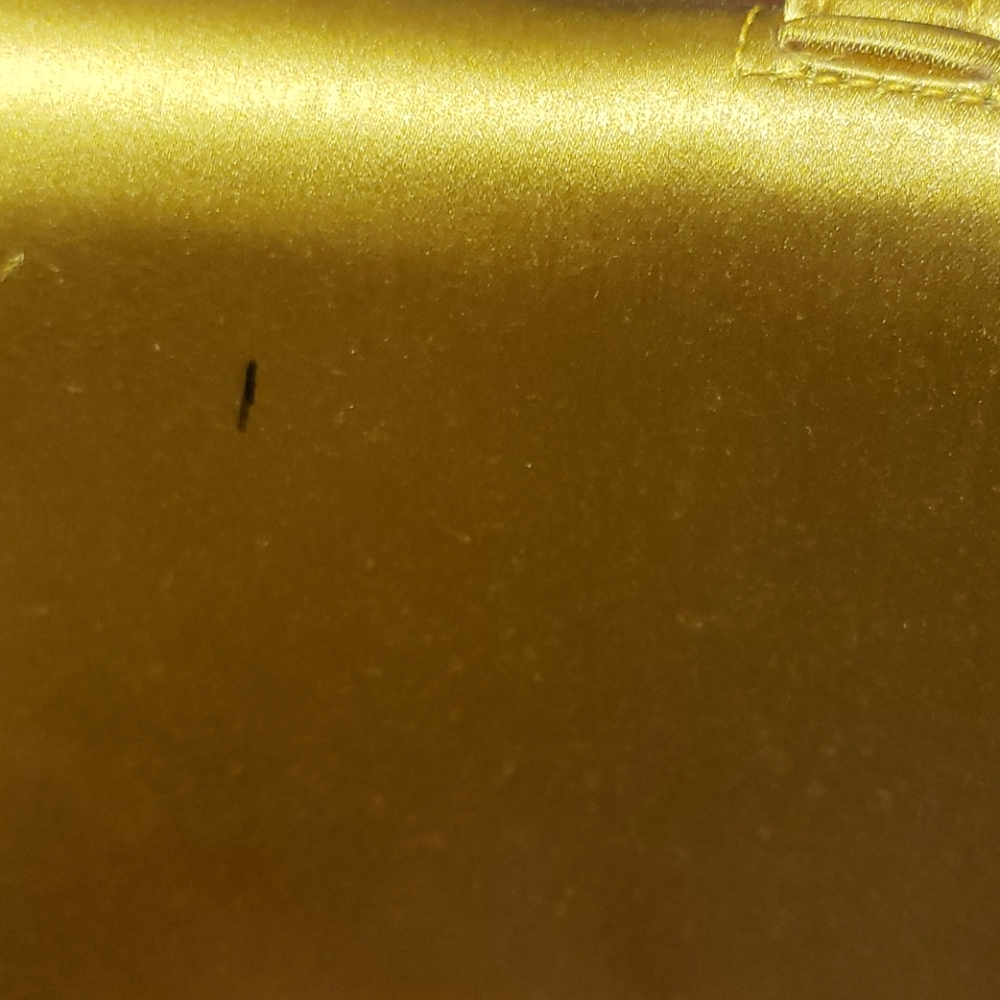 Satin gold bangle bag - Picture 6 of 6